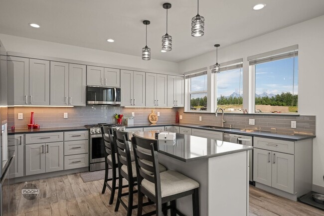 Building Photo - Premium 4BR Rental in The Ranch | Stunning Mountain Views | Easy Community Location | Automatic G...