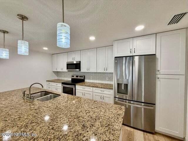 Building Photo - 4518 Astral St