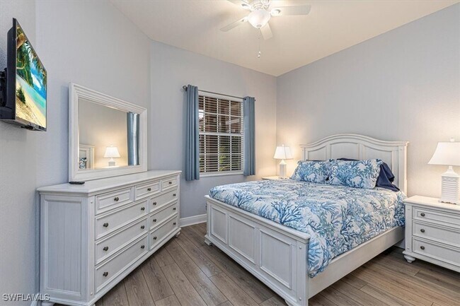 Building Photo - 7837 Hawthorne Dr