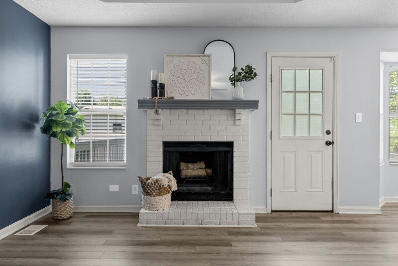 Building Photo - 2413 Egret Dr
