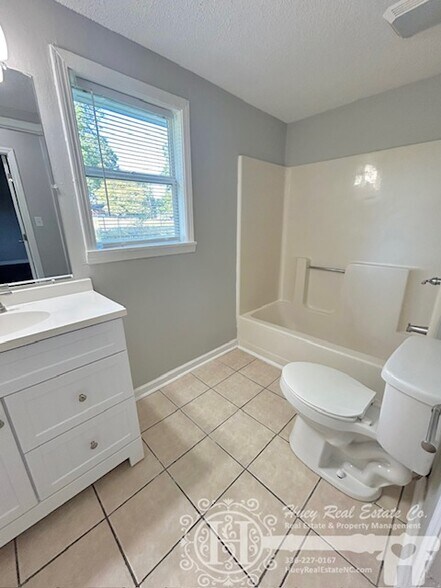 Bathroom 1 - Additional View - 406 W Clay St