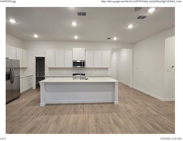 Building Photo - 1333 Armitage Wy