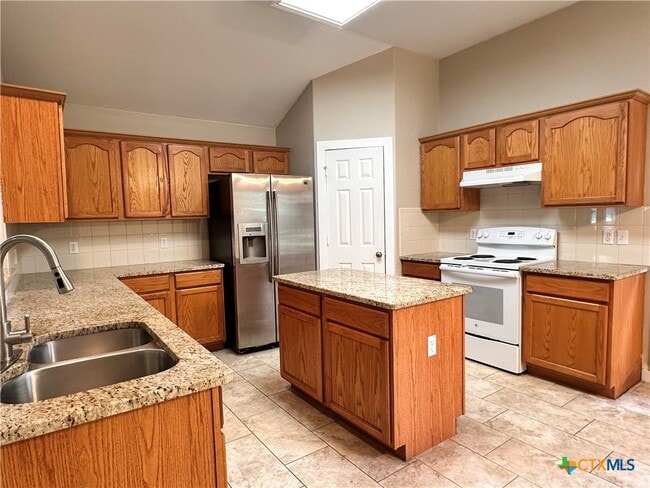Building Photo - 2029 Northview Dr