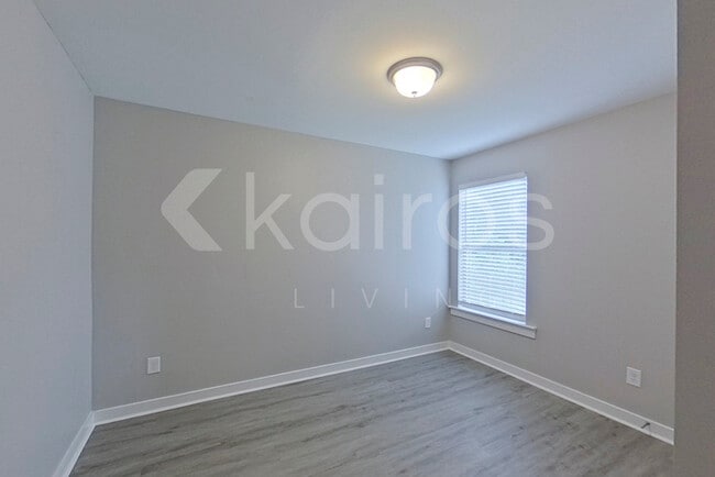 Building Photo - 11401 Crimson Ridge Rd