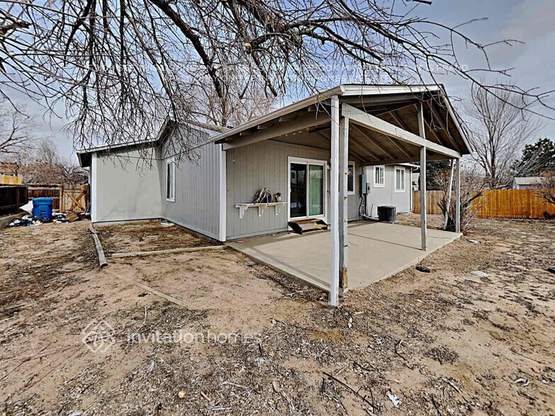 Building Photo - 16372 E Brown Dr