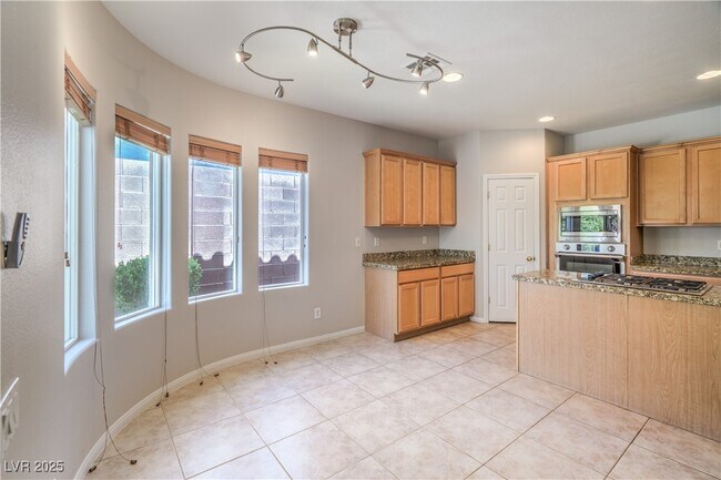 Building Photo - 2647 Ivoryhill St