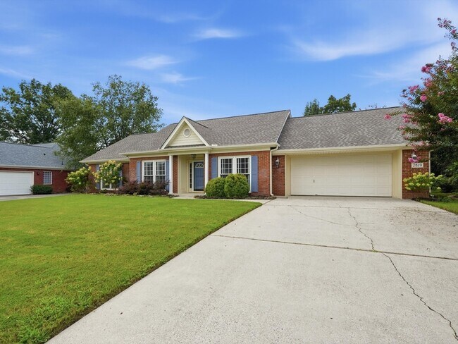 Building Photo - 2819 Willowick Tr SE