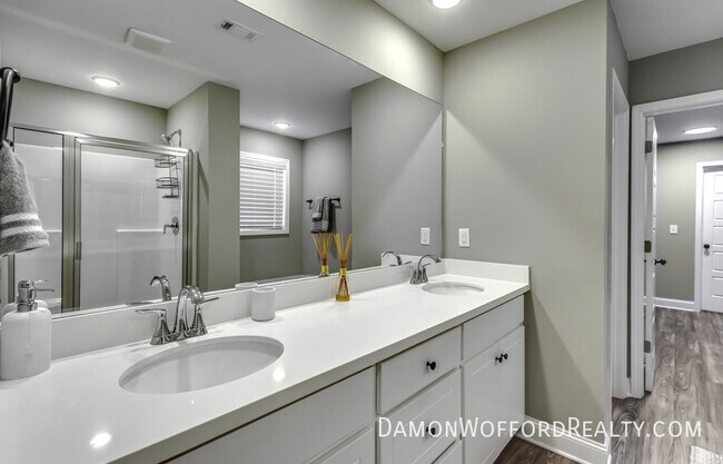 Building Photo - 538 Patrick Farms Dr