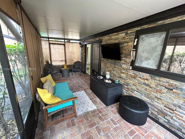 Building Photo - 9225 NW 49th Pl