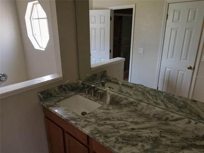 Building Photo - 1717 Burnham Ct