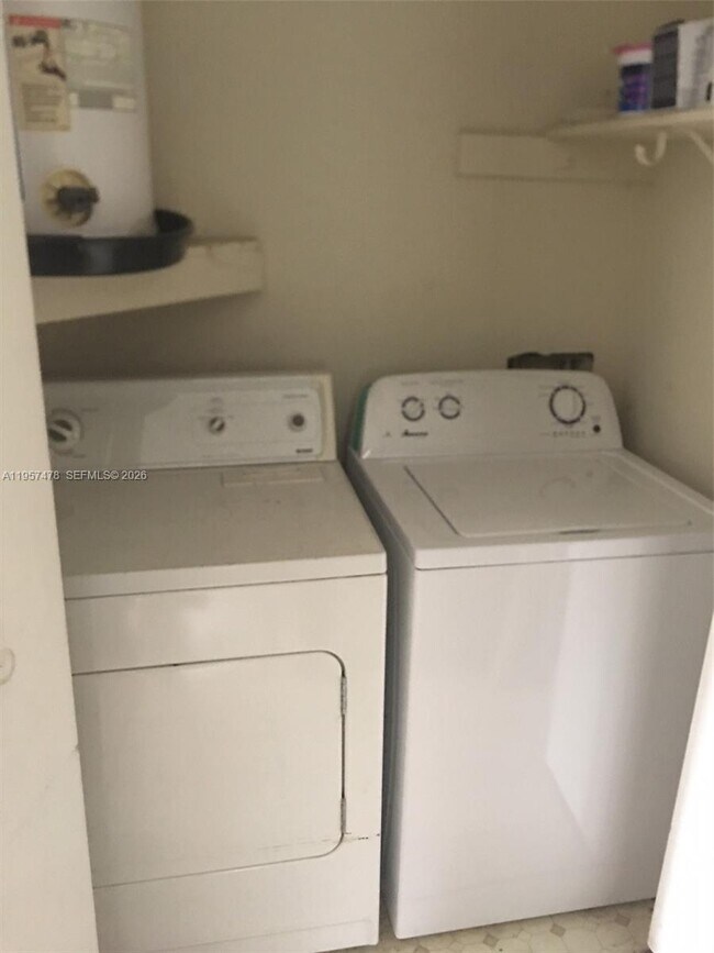 Building Photo - 4090 NW 88th Ave