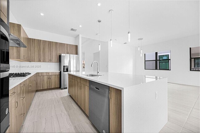 Building Photo - 12413 Solana Bay Cir