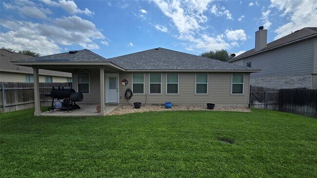 Building Photo - 7609 Buck Meadow Dr