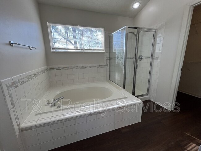 Building Photo - 6827 Antelope Dr