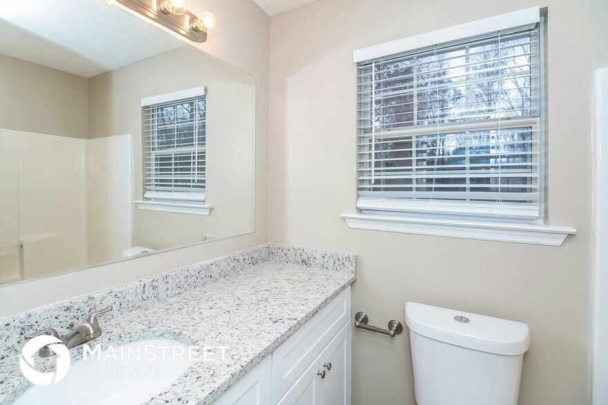 Building Photo - 4237 Sterling Pointe Dr