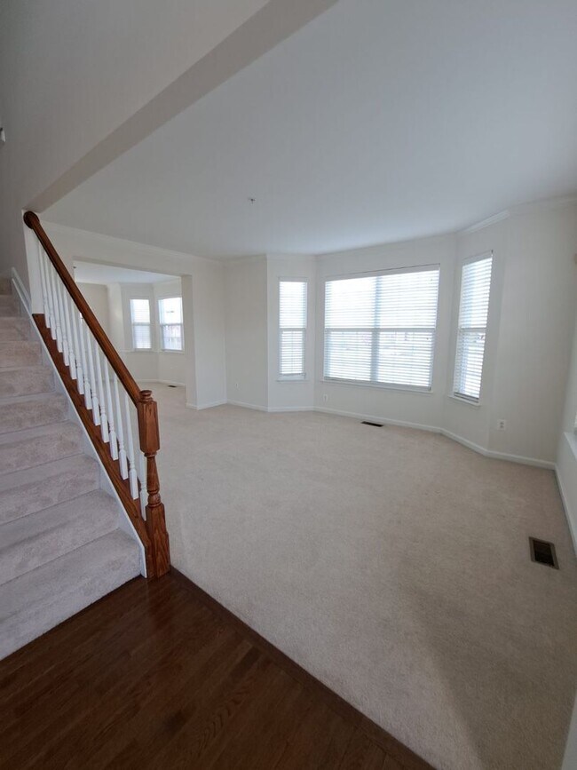 Building Photo - 17305 Madrillon Way