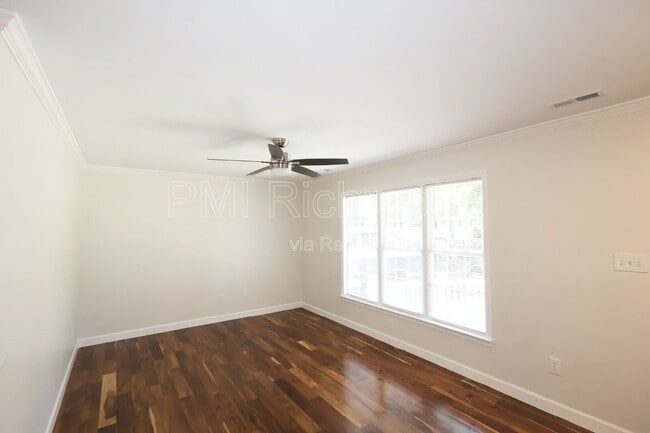 Building Photo - 9713 Pampas Dr