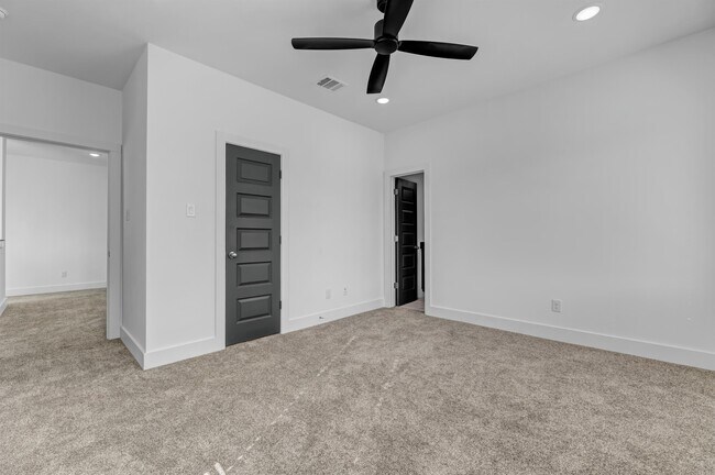 Building Photo - 3008 Alpha Wolf Ct
