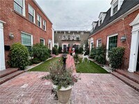 Building Photo - 1760 N Las Palmas Ave