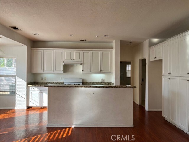 Building Photo - 1241 Castledale St