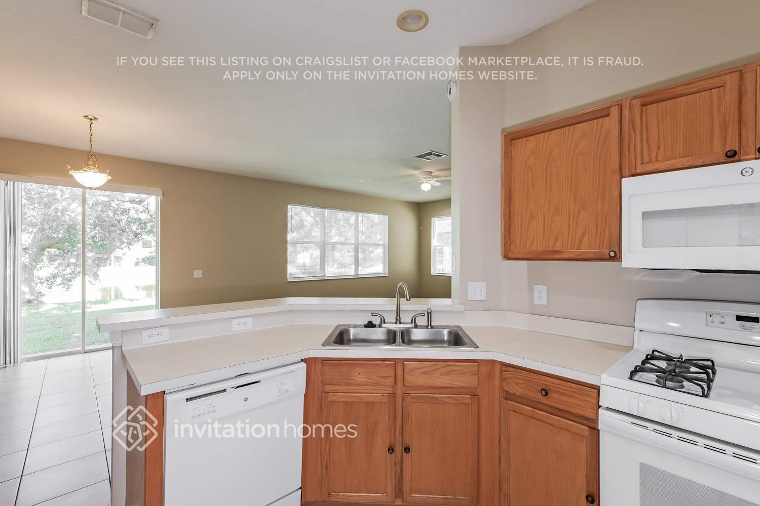 Building Photo - 2404 Spring Hollow Loop