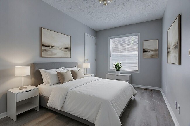 Building Photo - 4 Bed / 2 Full Bath Tri-Level — Garage, Dishwasher, Central A/C, W/D Hookups - Built 2001