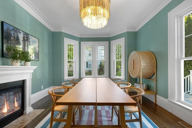 Building Photo - 90 Maple Pl