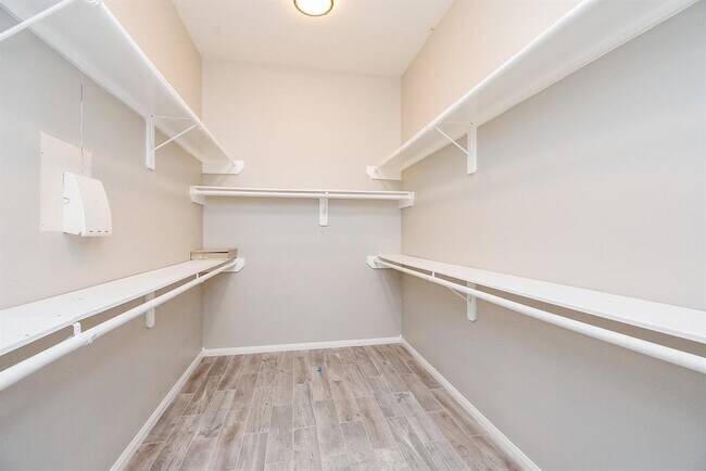 Building Photo - 23122 Beech Canyon Dr