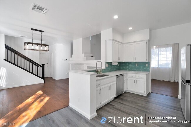 Building Photo - 3 br, 2.5 bath House - 9404 Fox Den Court,...