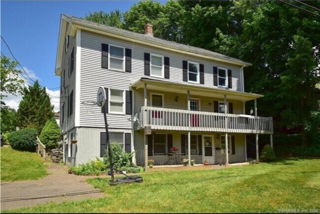 Building Photo - 51 Mountain St