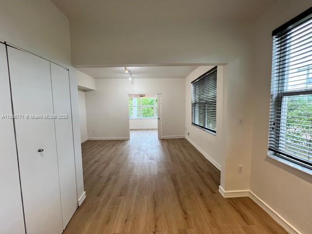 Building Photo - 1000 SW 12th Ct