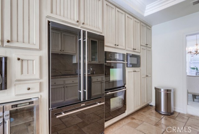 Building Photo - 6172 Eaglecrest Dr