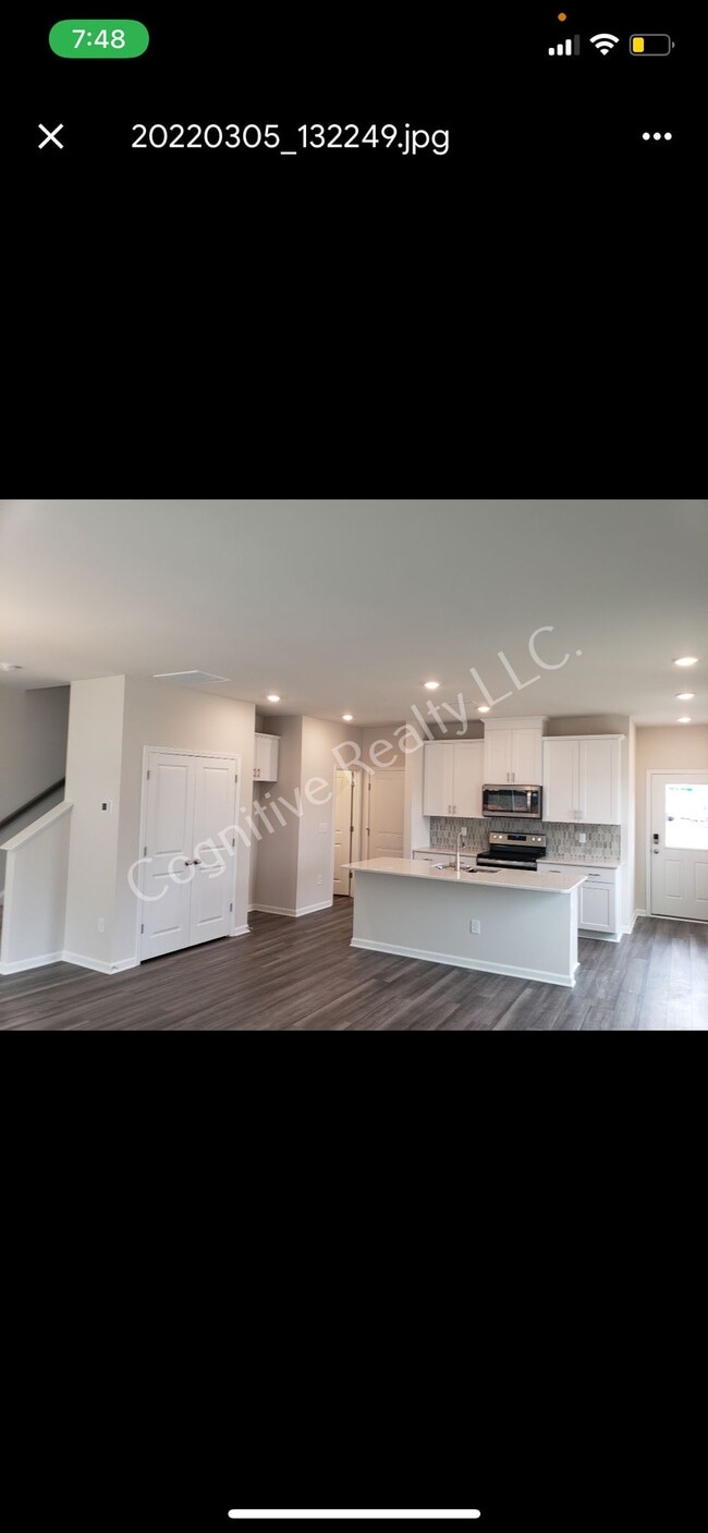 Building Photo - 280 Brook Farm Ln