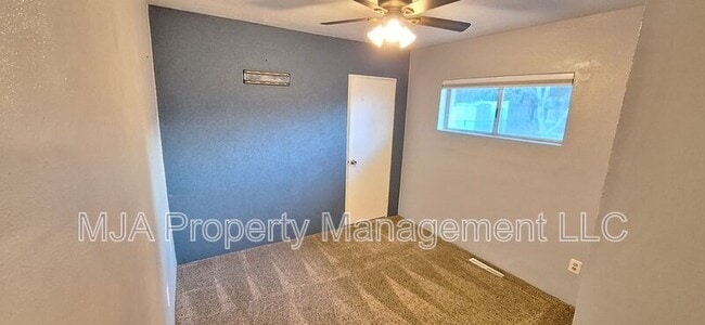 Building Photo - 460 N 1200 W