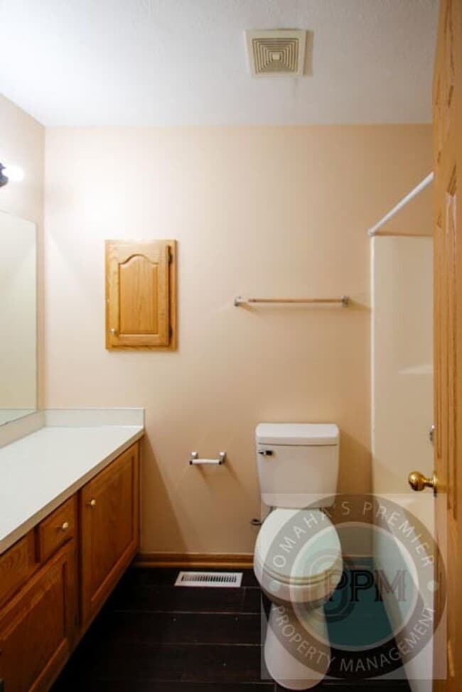 Building Photo - Comfortable 3Bd/2Ba/2Car Home in Papillion