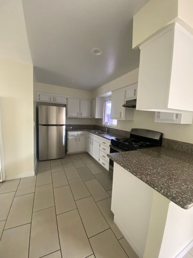 Interior Photo - Allegheny I