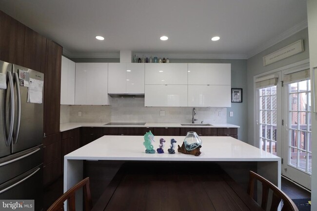 Building Photo - 13172 Ashnut Ln