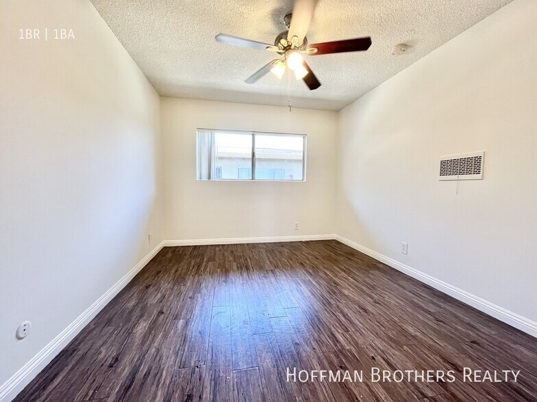 Building Photo - 140 N Hoover St