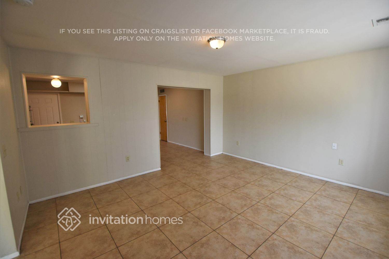Building Photo - 12801 N 112th Ave