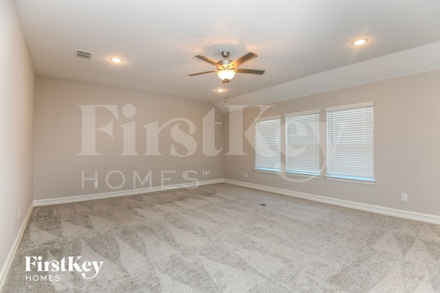 Building Photo - 937 Crest Breeze Dr