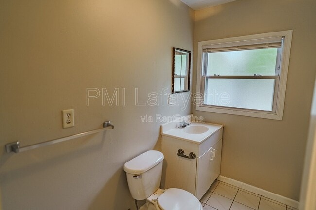 Building Photo - 409 S 15th St