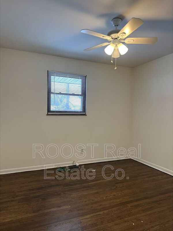 Building Photo - 1065 Parma Ave