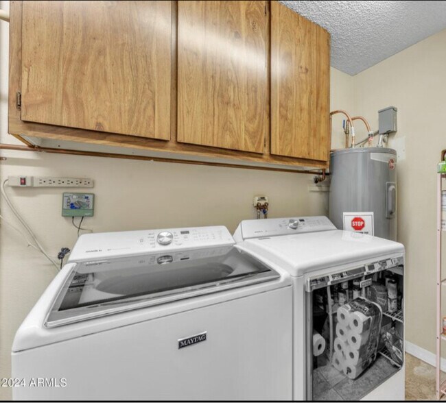 Building Photo - 13018 W Limewood Dr