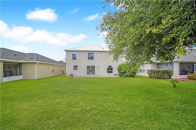 Building Photo - 203 Stony Point Dr
