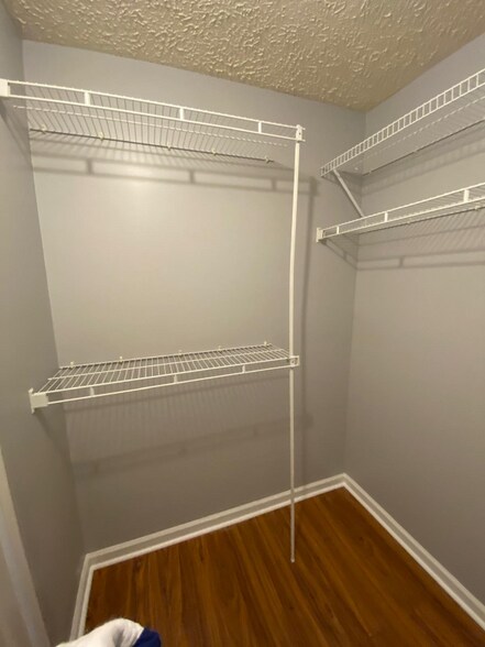 Building Photo - 2417 Evanfield Ct
