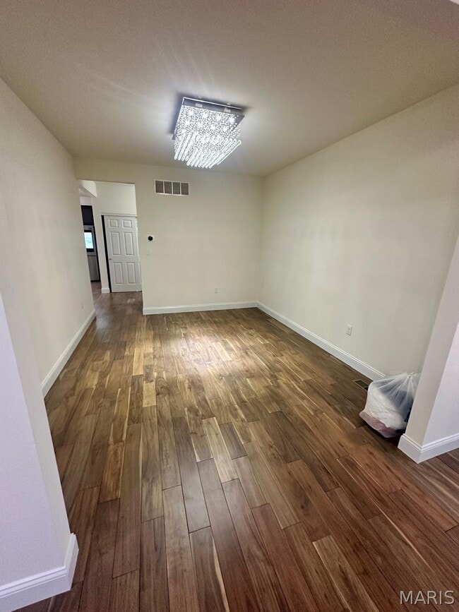 Building Photo - 330 Wilhelmine Ct