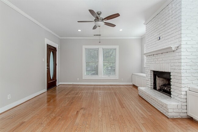 Building Photo - 5459 Miller Ave