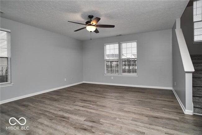 Building Photo - 11080 McDowell Dr