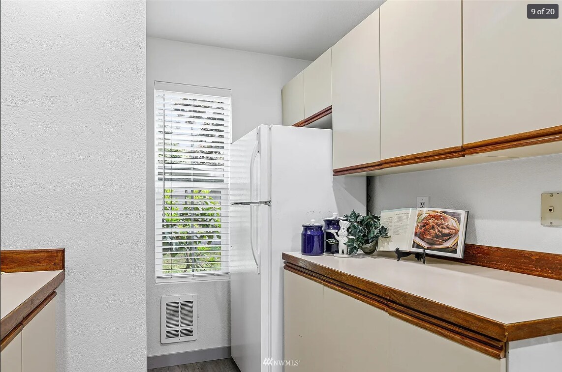 Building Photo - 2100 S 336th St