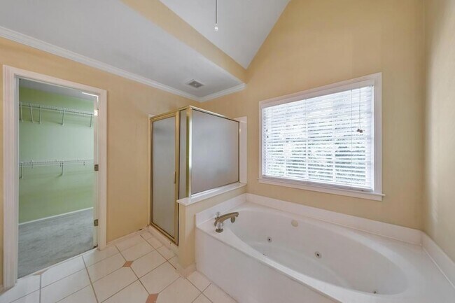 Building Photo - 5321 Edgerton Dr
